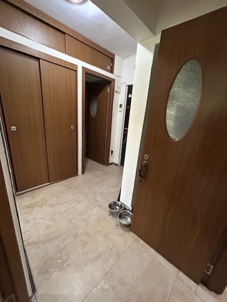 Titan Diham Ivan's stradal bloc reabilitat ap 2 camere decomandat 5 min M