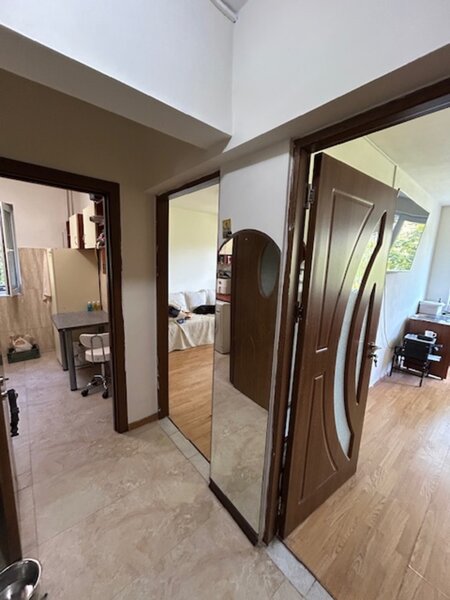 Titan Diham Ivan's stradal bloc reabilitat ap 2 camere decomandat 5 min M